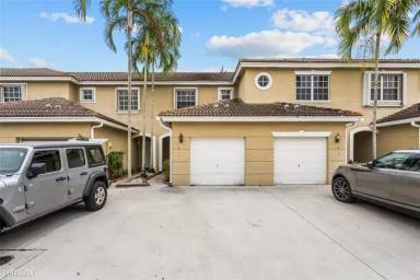 Main picture of 411 SW 120th Ave