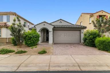 Main picture of 9031 W San Juan Ave