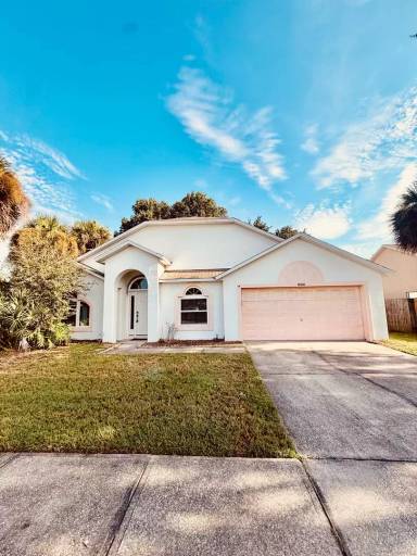 Main picture of 1686 Rustic Way