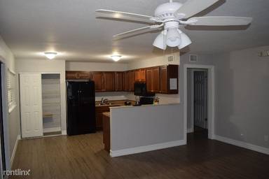 Main picture of 3112 S Kanner Hwy