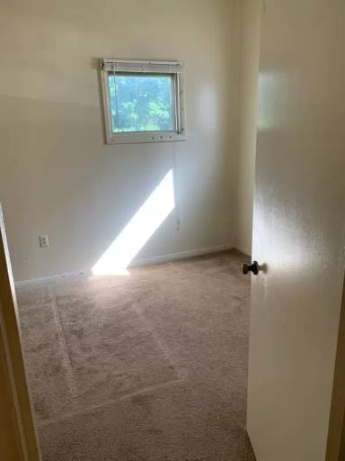 Main picture of 5058 Bear Rd