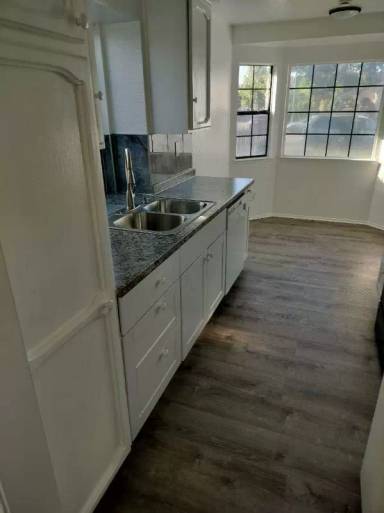 Main picture of 8754 Lemas Rd