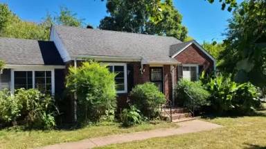 Main picture of 704 Wilsonwood Pl
