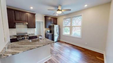 Main picture of 262 E Lane Ave