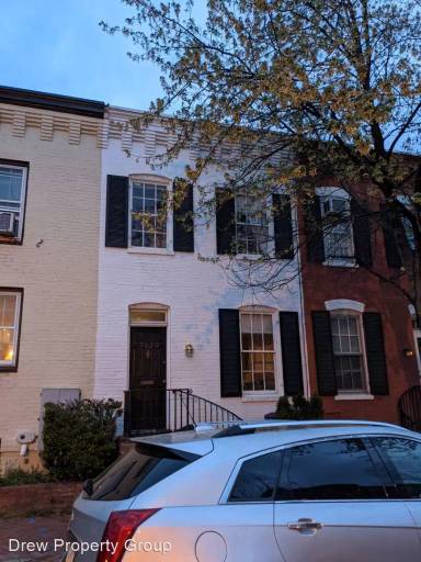Main picture of 3429 O St NW