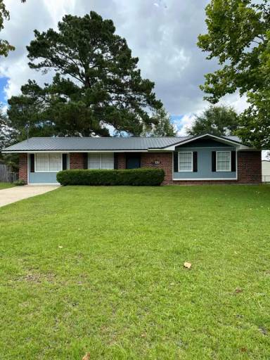 Main picture of 2211 Shannondoah Dr
