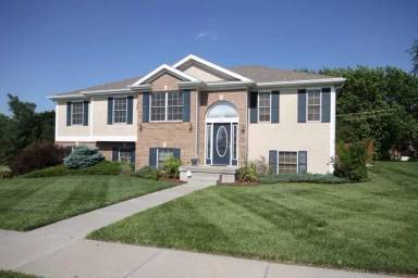 Main picture of 210 Cheyenne Dr