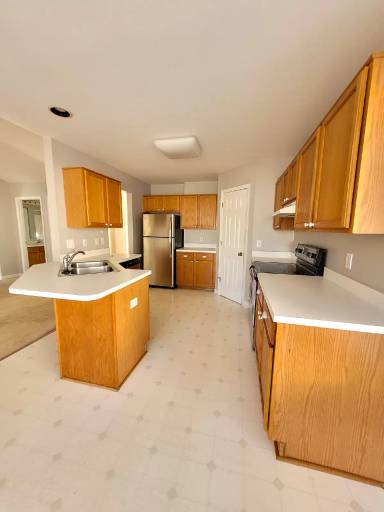 Main picture of 990 Kintail Ct