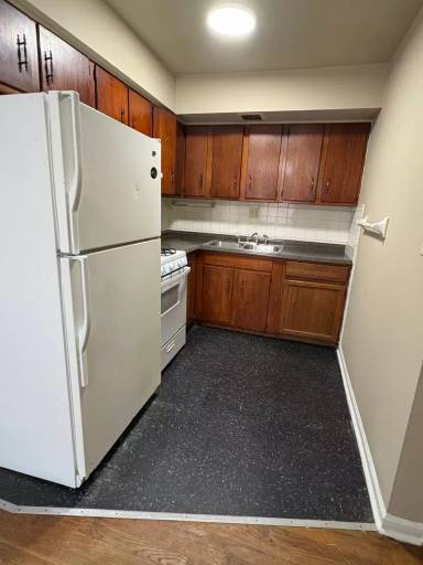 Main picture of 153 Strode Station Cir