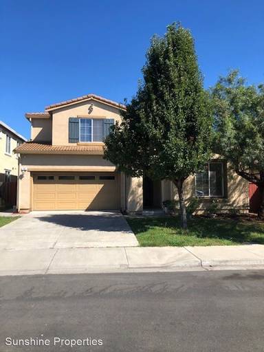 Main picture of 10 Renwood Pl