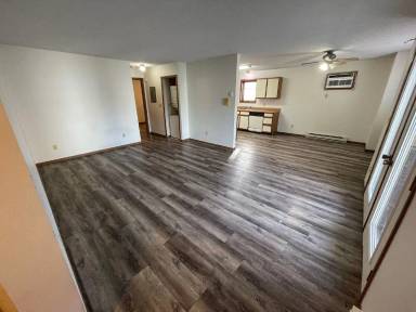 Main picture of 516 8th St S