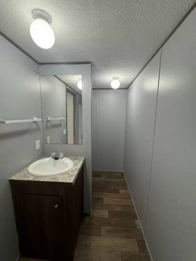 Main picture of 720 Forrest Ave
