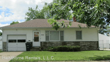 Main picture of 733 Kern St