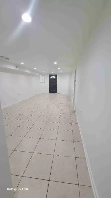 Main picture of 5643 S Wolcott Ave