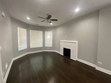 Main picture of 7112 S Prairie Ave