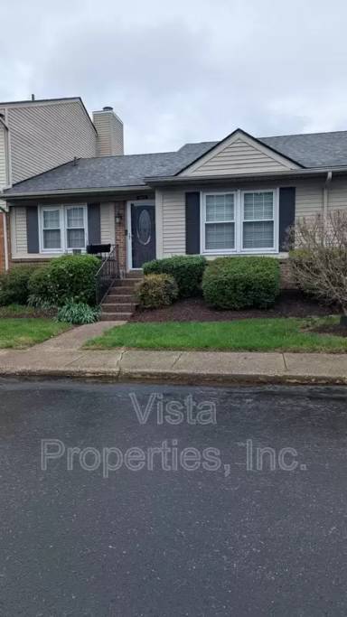 Main picture of 10615 Sycamore Trl