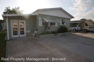 Main picture of 1831 Big Cypress St NE