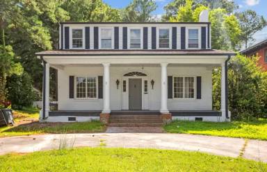 Main picture of 620 Falls Rd