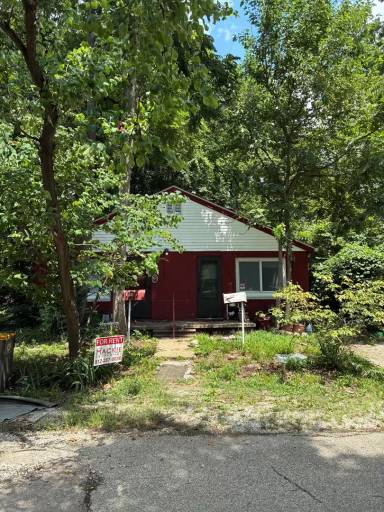 Main picture of 1306 1/2 W 6th St