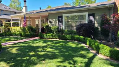 Main picture of 1081 Cherry Ave