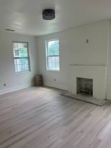 Main picture of 33 Flamingo