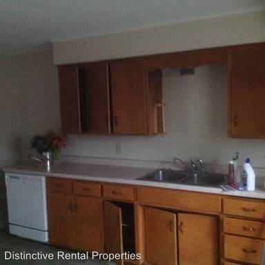 Main picture of 1927 US Highway 52 W