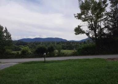 Main picture of 1244 Rhyne Camp Rd