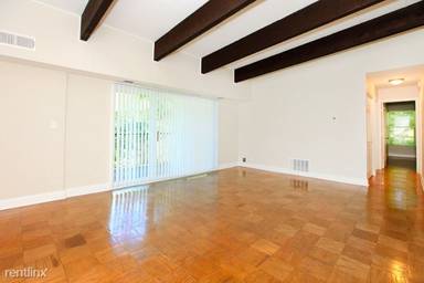 Main picture of 344 Walpole St