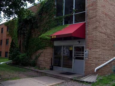 Main picture of 810 8th St SE
