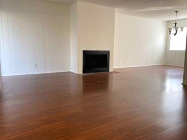 Main picture of Euclid Estates Condos Camarillo