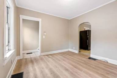 Main picture of 24 C St