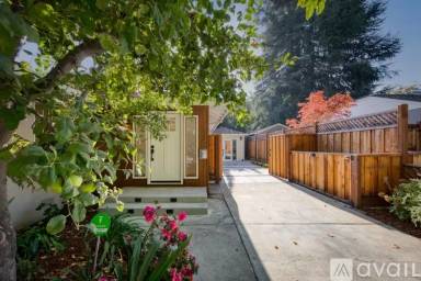 Main picture of 234 McKendry Dr