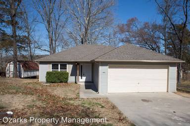 Main picture of 5004 Greenwood Dr