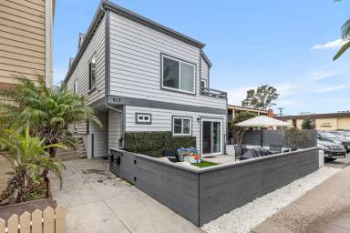 Main picture of 813 Isthmus Ct