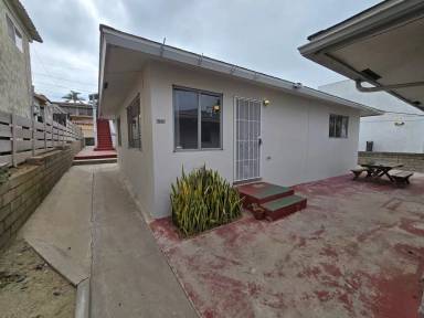 Main picture of 2829 Morena Blvd