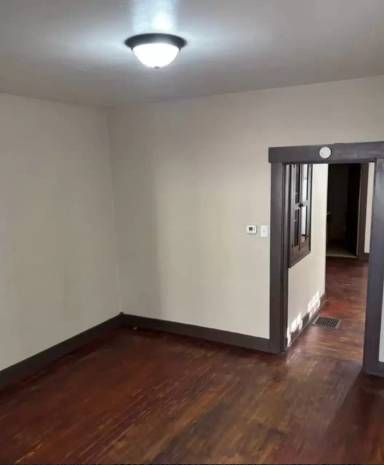 Main picture of 315 S 7th St