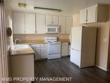 Main picture of 749 S Mollison Ave