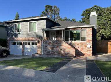 Main picture of 1923 Alameda de las Pulgas