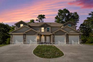 Main picture of 6303 NE 44th St