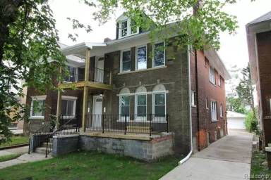 Main picture of 2262 Clairmount St