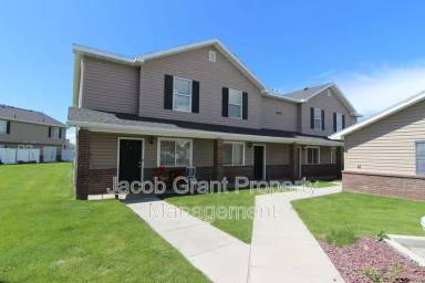 Main picture of 484 Raven Way