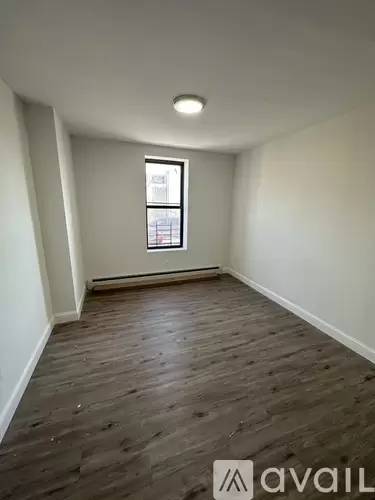 Main picture of 864 Elton St