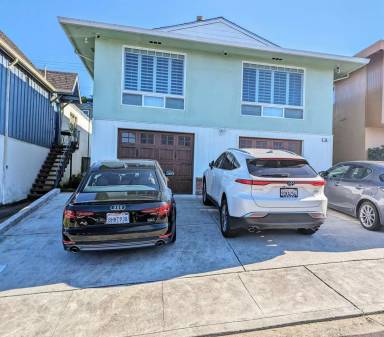 Main picture of 53 Santos St