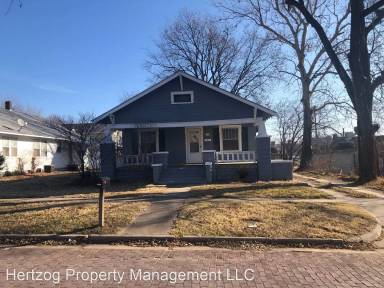 Main picture of 306 N 6th St