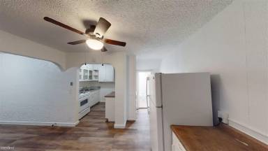 Main picture of 806 N 1st St