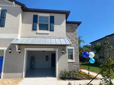Main picture of 9644 Pembrooke Pines Dr