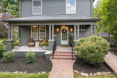 Main picture of 2408 Ashland Ave