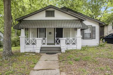 Main picture of 8229 4th Ave S