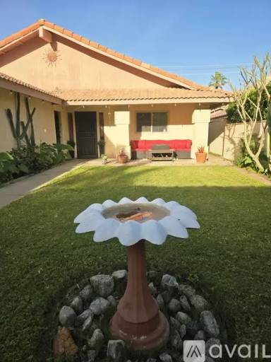 Main picture of 54711 Avenida Herrera