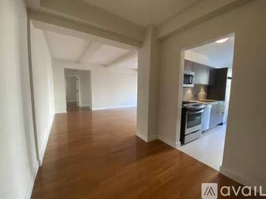 Main picture of 245 E 57th St